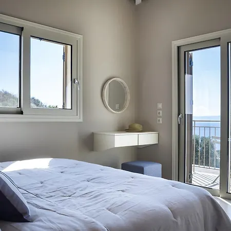 Unique Kefalonia Filakia Villa *